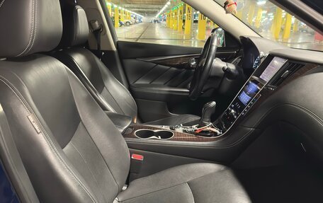 Infiniti Q50 I рестайлинг, 2017 год, 2 800 000 рублей, 13 фотография