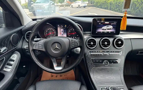 Mercedes-Benz C-Класс, 2018 год, 1 790 000 рублей, 10 фотография