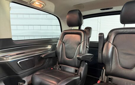 Mercedes-Benz V-Класс, 2017 год, 4 690 000 рублей, 21 фотография