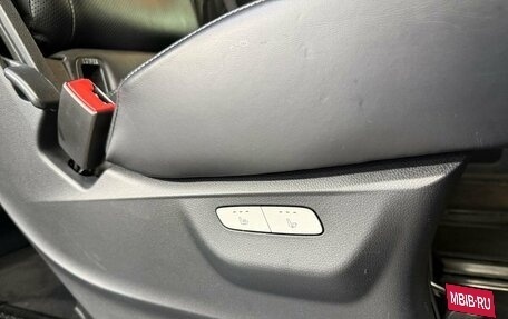 Mercedes-Benz V-Класс, 2017 год, 4 690 000 рублей, 27 фотография