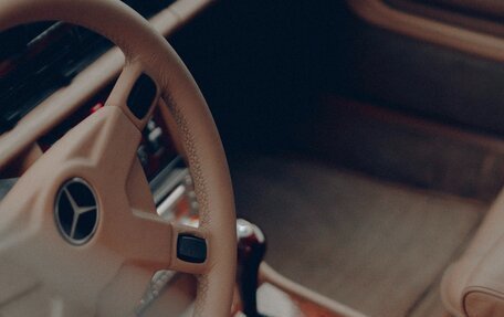 Mercedes-Benz S-Класс, 1985 год, 8 500 000 рублей, 10 фотография