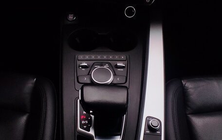 Audi A4, 2018 год, 2 490 000 рублей, 14 фотография