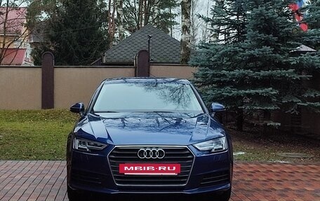 Audi A4, 2018 год, 2 490 000 рублей, 2 фотография