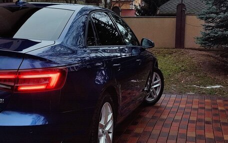 Audi A4, 2018 год, 2 490 000 рублей, 24 фотография