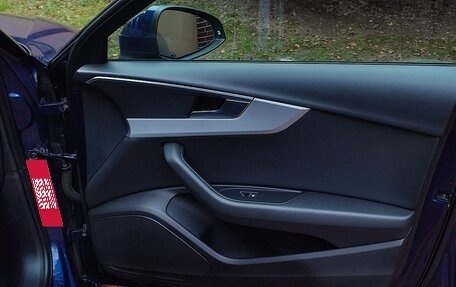 Audi A4, 2018 год, 2 490 000 рублей, 17 фотография