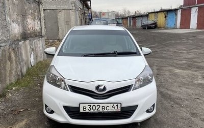 Toyota Vitz, 2012 год, 750 000 рублей, 1 фотография