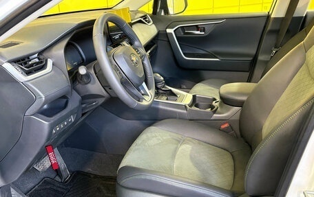 Toyota RAV4, 2025 год, 4 199 000 рублей, 15 фотография