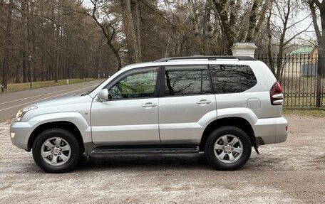 Toyota Land Cruiser Prado 120 рестайлинг, 2008 год, 2 650 000 рублей, 12 фотография