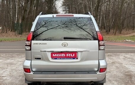 Toyota Land Cruiser Prado 120 рестайлинг, 2008 год, 2 650 000 рублей, 10 фотография