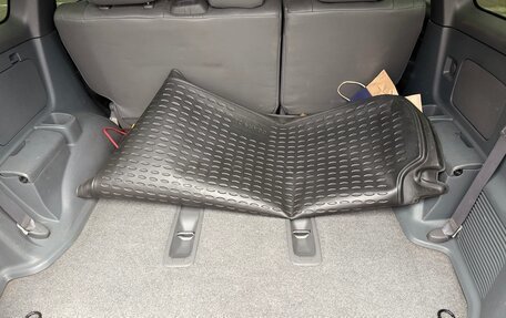 Toyota Land Cruiser Prado 120 рестайлинг, 2008 год, 2 650 000 рублей, 38 фотография