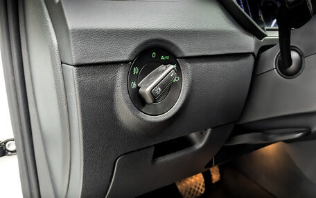 Skoda Octavia, 2019 год, 1 690 000 рублей, 5 фотография