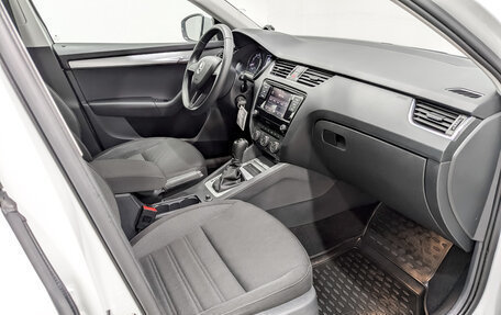 Skoda Octavia, 2019 год, 1 690 000 рублей, 12 фотография