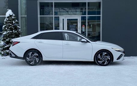 Hyundai Elantra, 2023 год, 2 099 000 рублей, 6 фотография