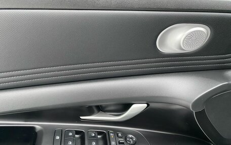 Hyundai Elantra, 2023 год, 2 099 000 рублей, 26 фотография