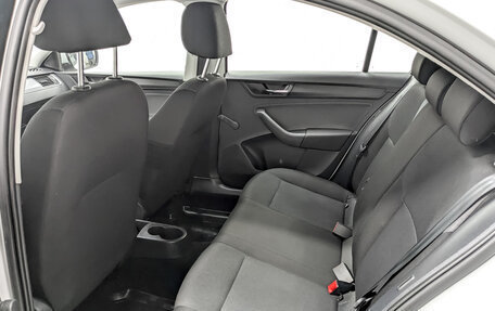 Skoda Rapid I, 2019 год, 840 000 рублей, 14 фотография