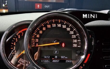 MINI Hatch, 2021 год, 1 640 000 рублей, 7 фотография