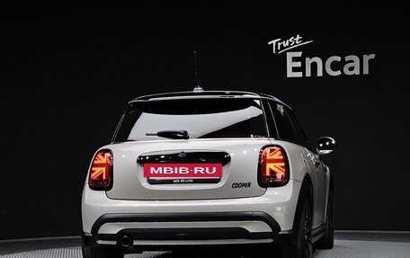 MINI Hatch, 2021 год, 1 640 000 рублей, 4 фотография