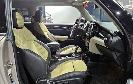 MINI Hatch, 2021 год, 1 640 000 рублей, 10 фотография