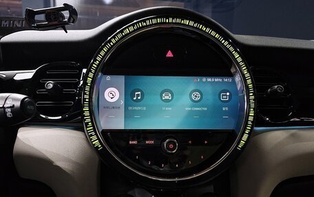 MINI Hatch, 2021 год, 1 640 000 рублей, 13 фотография