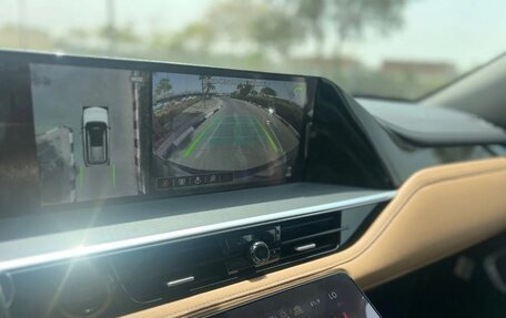 Infiniti QX80, 2025 год, 18 990 000 рублей, 13 фотография