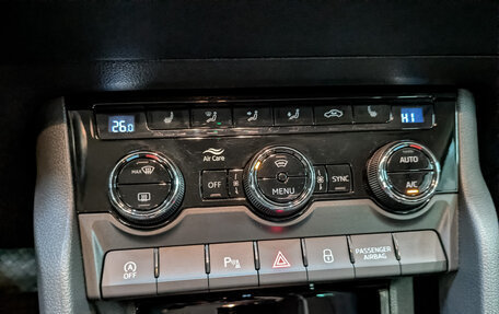 Skoda Karoq I, 2020 год, 2 750 000 рублей, 21 фотография