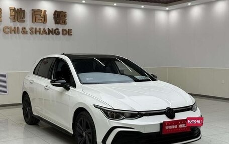 Volkswagen Golf VIII, 2023 год, 1 490 000 рублей, 3 фотография