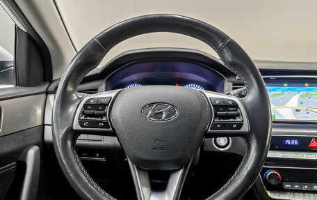 Hyundai Sonata VII, 2019 год, 2 000 000 рублей, 22 фотография