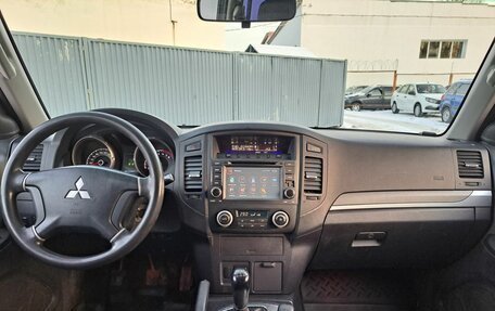 Mitsubishi Pajero IV, 2010 год, 1 400 000 рублей, 14 фотография