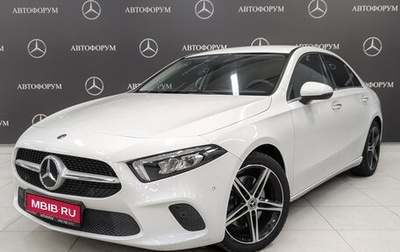 Mercedes-Benz A-Класс, 2019 год, 3 090 000 рублей, 1 фотография