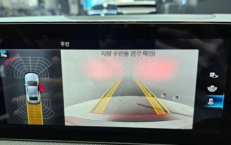 Mercedes-Benz A-Класс, 2021 год, 2 400 000 рублей, 15 фотография