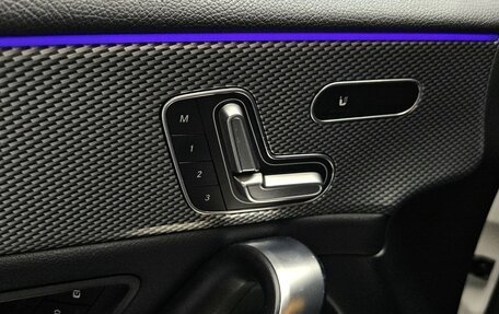 Mercedes-Benz A-Класс, 2021 год, 2 400 000 рублей, 17 фотография