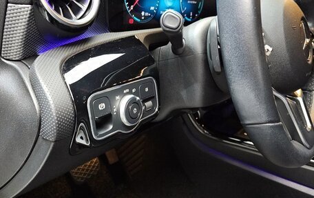 Mercedes-Benz A-Класс, 2021 год, 2 400 000 рублей, 18 фотография