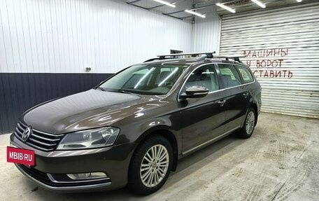 Volkswagen Passat B7, 2012 год, 990 000 рублей, 2 фотография