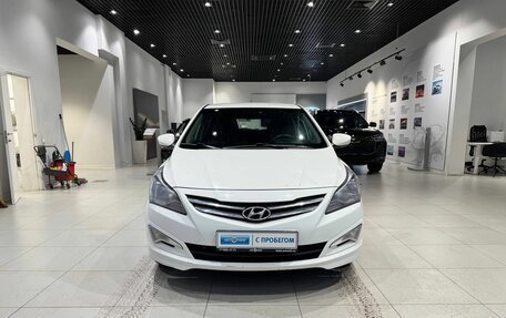 Hyundai Solaris II рестайлинг, 2015 год, 925 000 рублей, 2 фотография