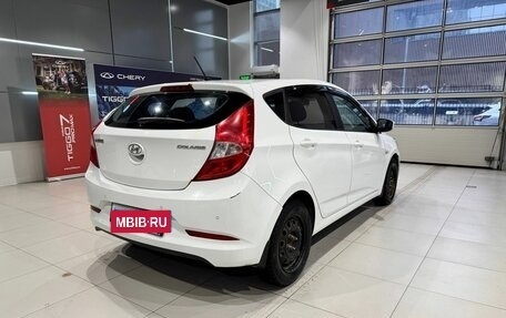 Hyundai Solaris II рестайлинг, 2015 год, 925 000 рублей, 4 фотография