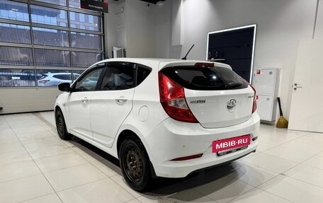 Hyundai Solaris II рестайлинг, 2015 год, 925 000 рублей, 7 фотография