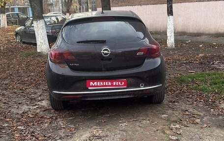 Opel Astra J, 2013 год, 700 000 рублей, 1 фотография