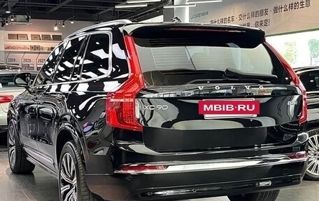 Volvo XC90 II рестайлинг, 2024 год, 7 110 000 рублей, 4 фотография