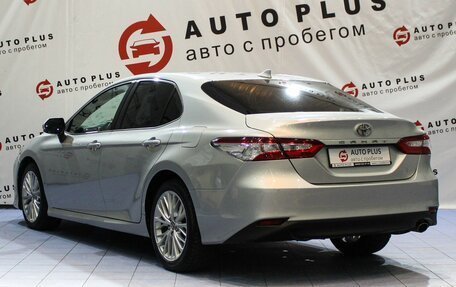 Toyota Camry, 2019 год, 2 299 000 рублей, 2 фотография