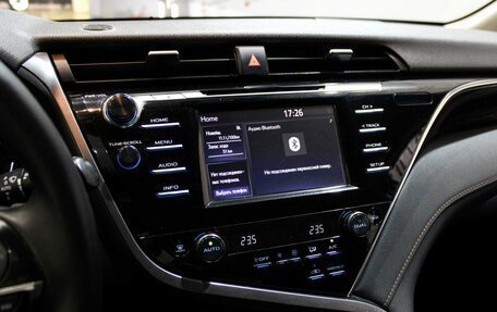 Toyota Camry, 2019 год, 2 299 000 рублей, 11 фотография