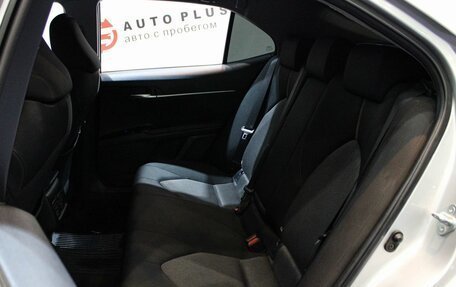 Toyota Camry, 2019 год, 2 299 000 рублей, 9 фотография