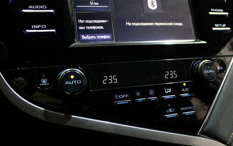 Toyota Camry, 2019 год, 2 299 000 рублей, 20 фотография