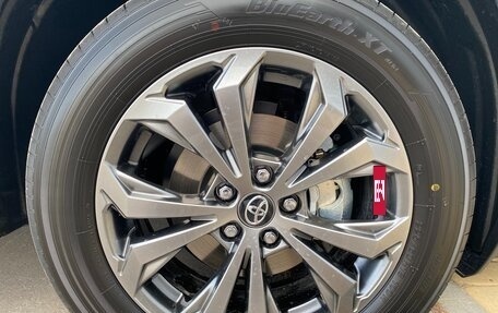 Toyota RAV4, 2025 год, 4 200 000 рублей, 22 фотография