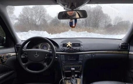 Mercedes-Benz E-Класс, 2007 год, 1 350 000 рублей, 6 фотография