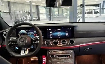 Mercedes-Benz E-Класс AMG, 2025 год, 21 970 000 рублей, 3 фотография