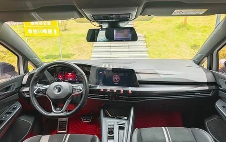 Volkswagen Golf VIII, 2022 год, 1 620 325 рублей, 8 фотография