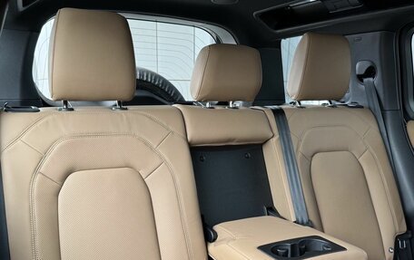 Land Rover Defender II, 2025 год, 16 000 000 рублей, 27 фотография