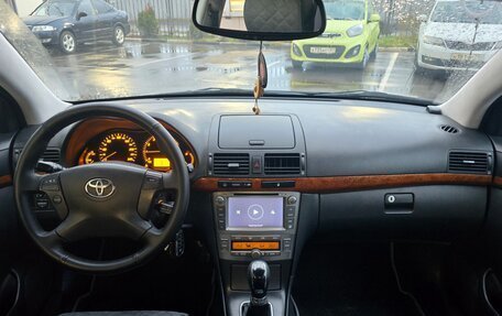 Toyota Avensis III рестайлинг, 2006 год, 650 000 рублей, 5 фотография