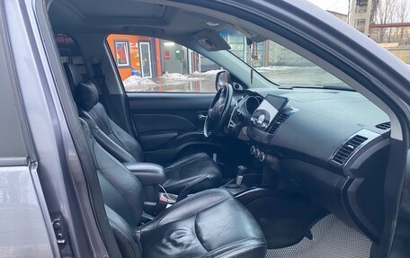 Mitsubishi Outlander III рестайлинг 3, 2008 год, 1 250 000 рублей, 14 фотография