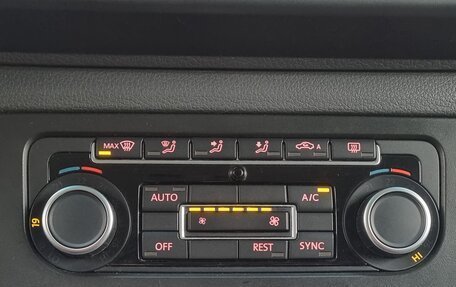 Volkswagen Amarok I рестайлинг, 2012 год, 1 499 000 рублей, 13 фотография